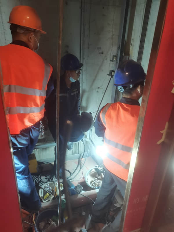 無機(jī)房電梯上下吵死了咋處理？